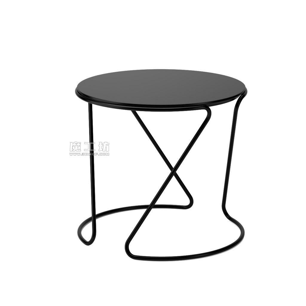 S Thonet 18 边几